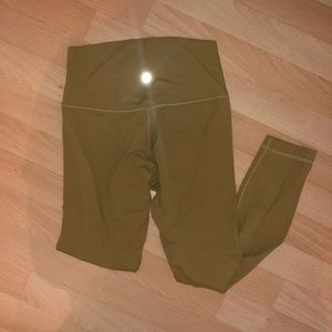 Lululemon align 25” Grape leaf.